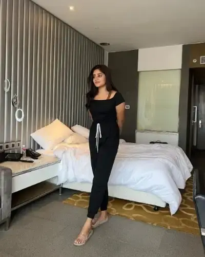 Call Girls East Lungdar Cash On Delivery
