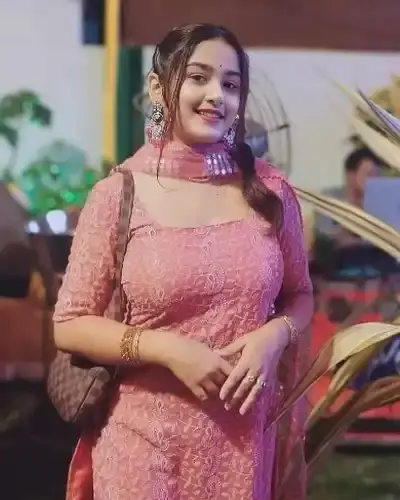 Call Girls East Lungdar Cash On Delivery